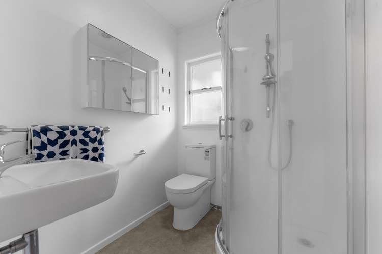 1/263 Lake Road Belmont_9