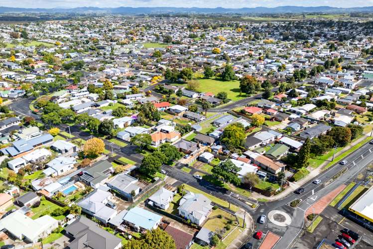 1 Livingstone Avenue Nawton_15