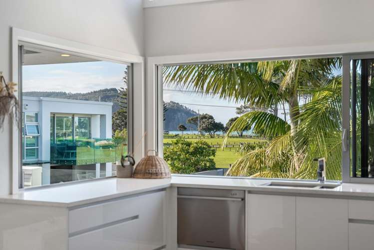 517B Ocean Road Whangamata_11