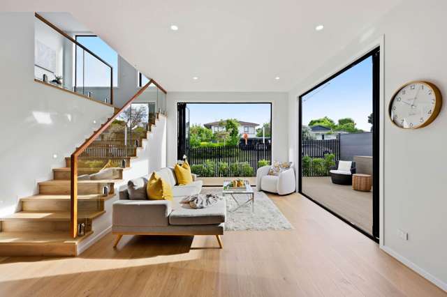 23 Sorrel Crescent Bucklands Beach_4