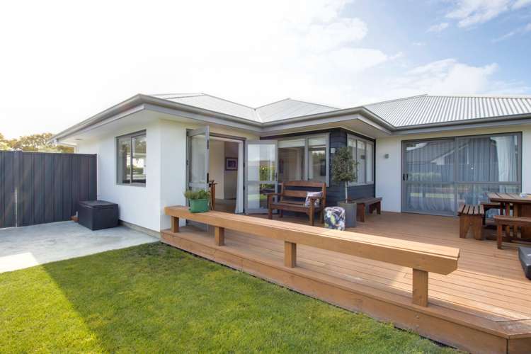 548 Lyndhurst Road Frimley_22