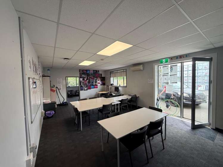 405-407 King Street North Hastings Central_6