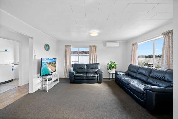 8 Uranga Street Ruakaka_27