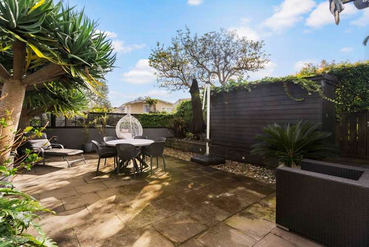 1/28 Thatcher Street Mission Bay_21