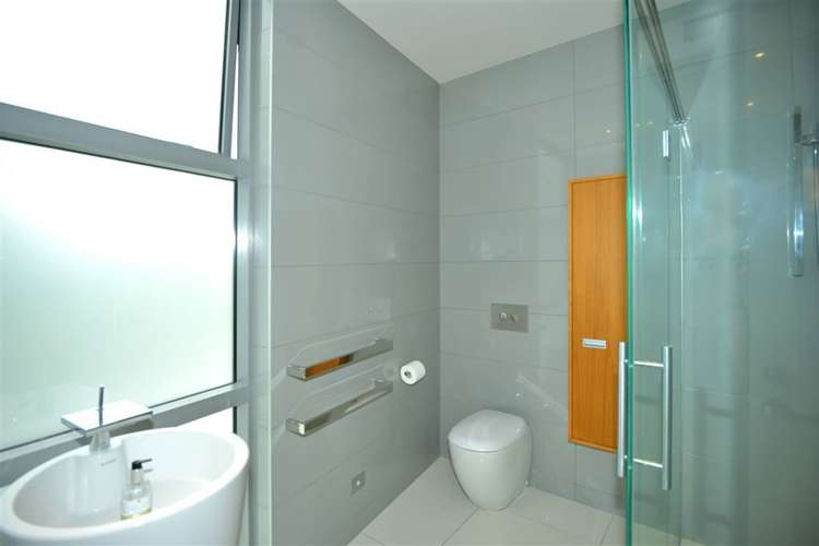 33a Helmores Lane Merivale_23