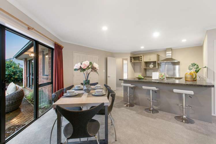 55 Caen Road Panmure_8