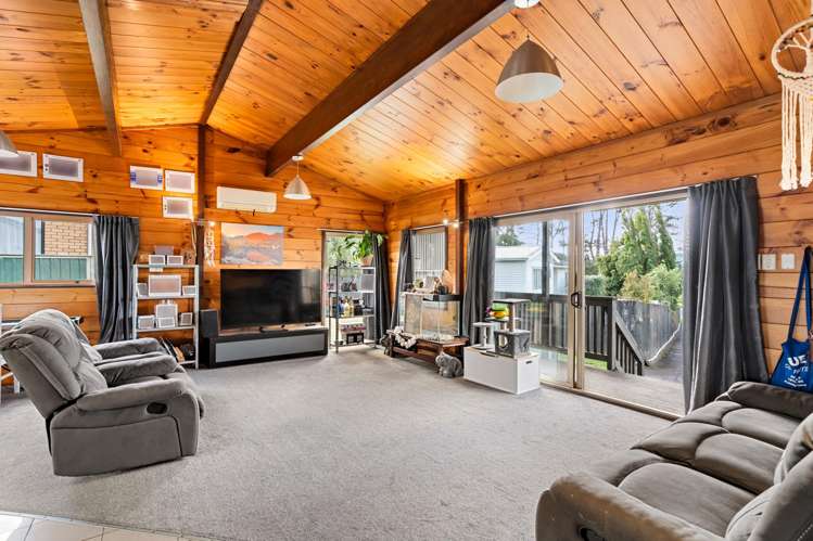 56 Makora Road_4