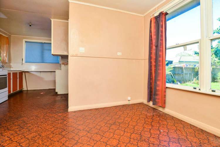 31 Coates Crescent Panmure_6