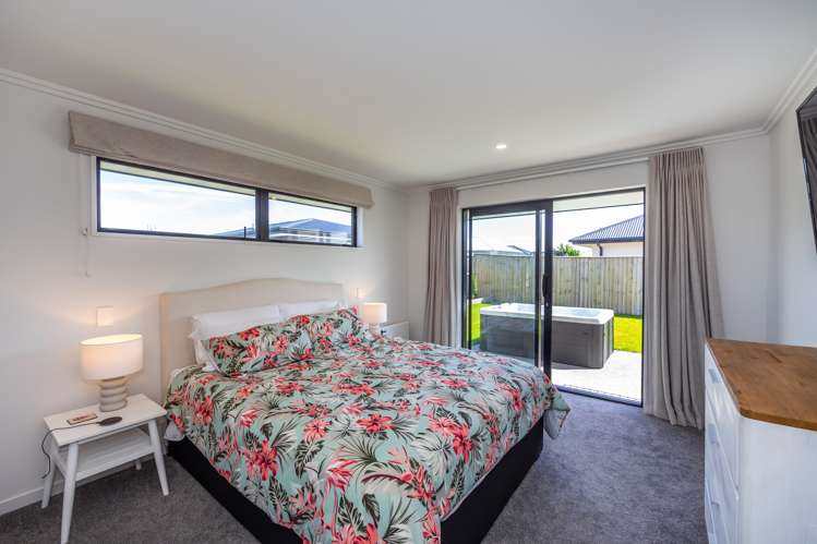 16 Flock Street Rolleston_11