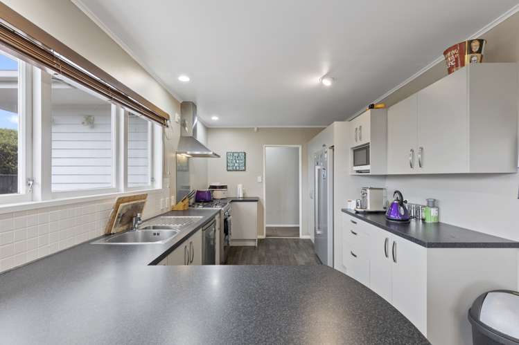 16 Abraham Crescent Milson_2