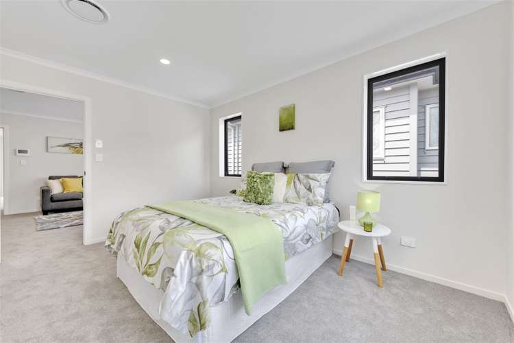 14 Dungloe Avenue Flat Bush_11