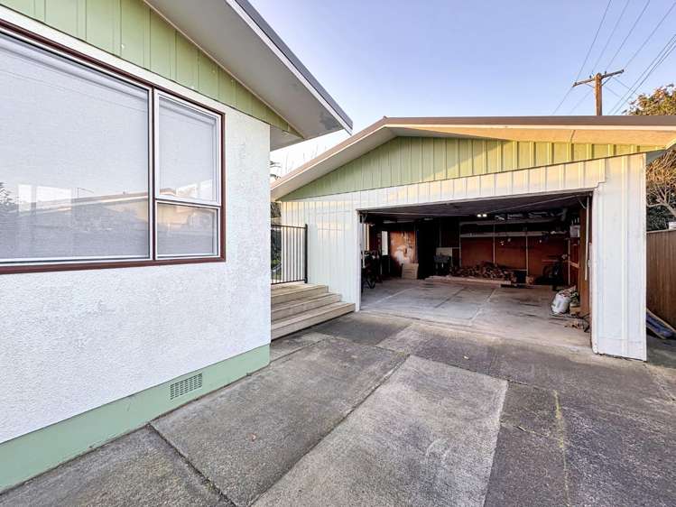 10 Lincoln Road 1227_24