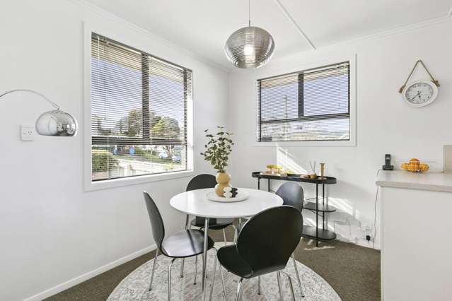 11b Greer Crescent Tawa_2