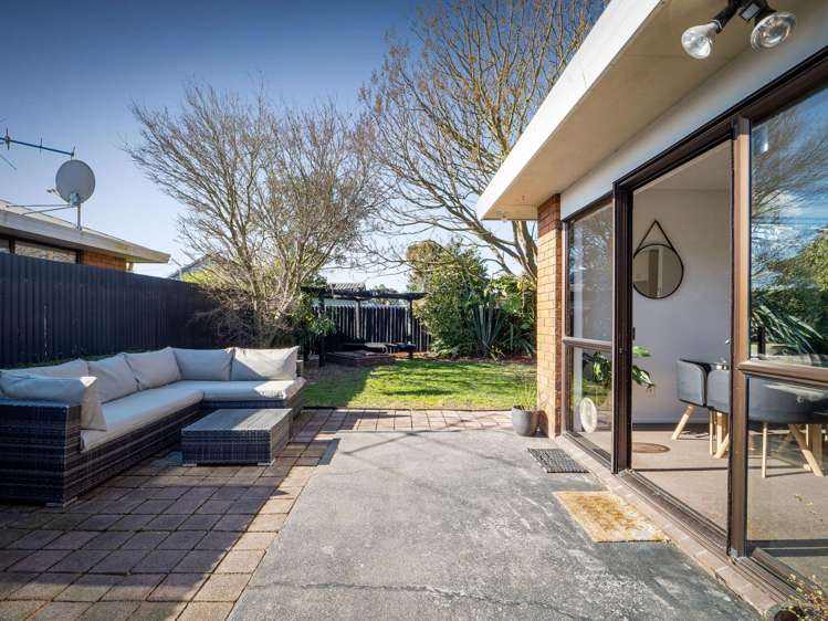 2/4 Banks Street Templeton_10