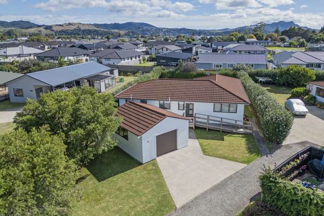 28 Springbok Avenue Whitianga_1