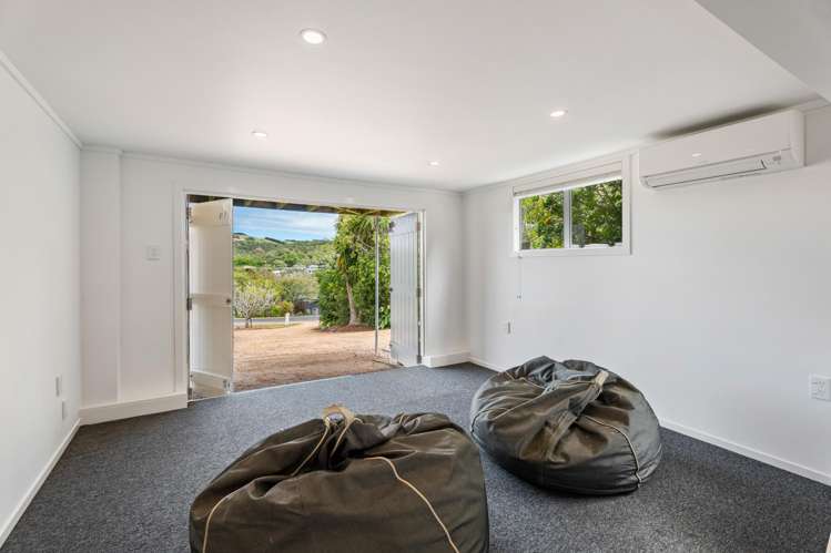 142 Ocean View Road Oneroa_25