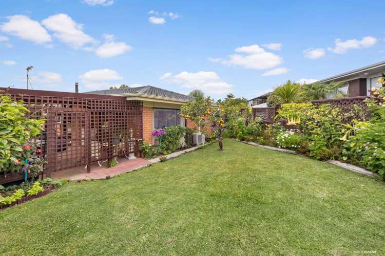 15 Wairata Place Te Atatu South_3