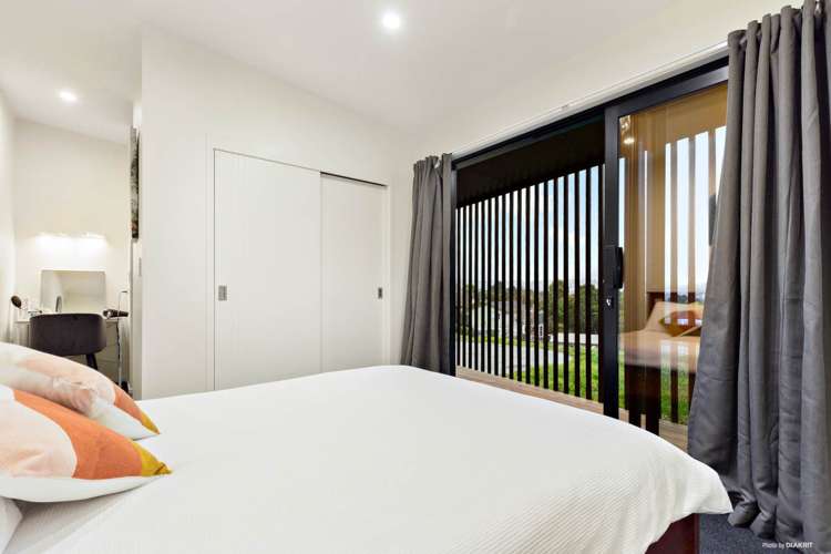 26 Arataki Views Way Glen Eden_13