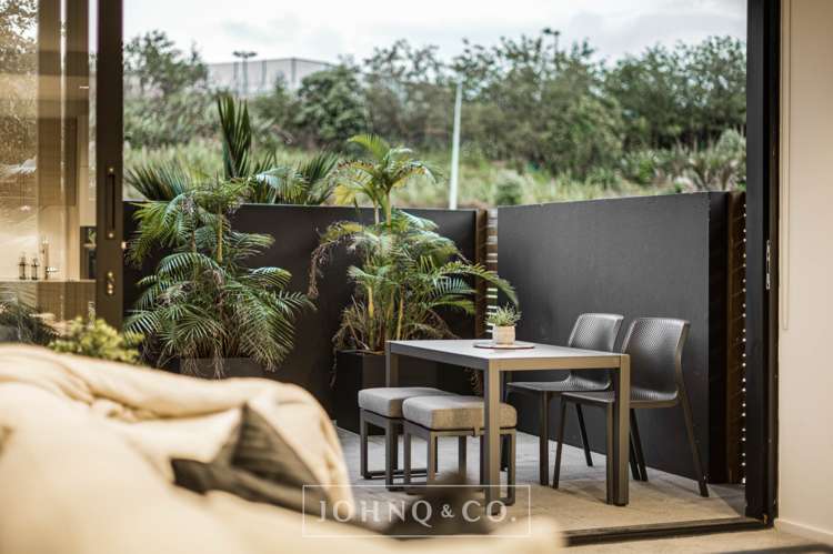 06/1g Bluegrey Avenue Stonefields_16