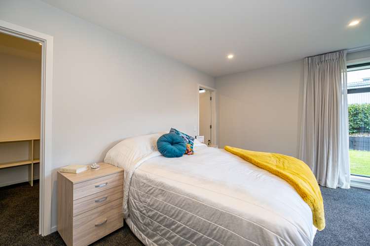 22 Meadowstone Street Gleniti_11