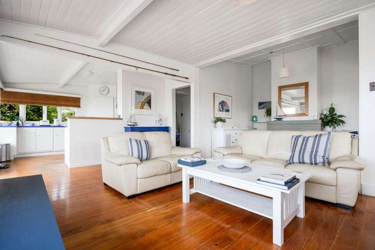 237 Beach Road Campbells Bay_12