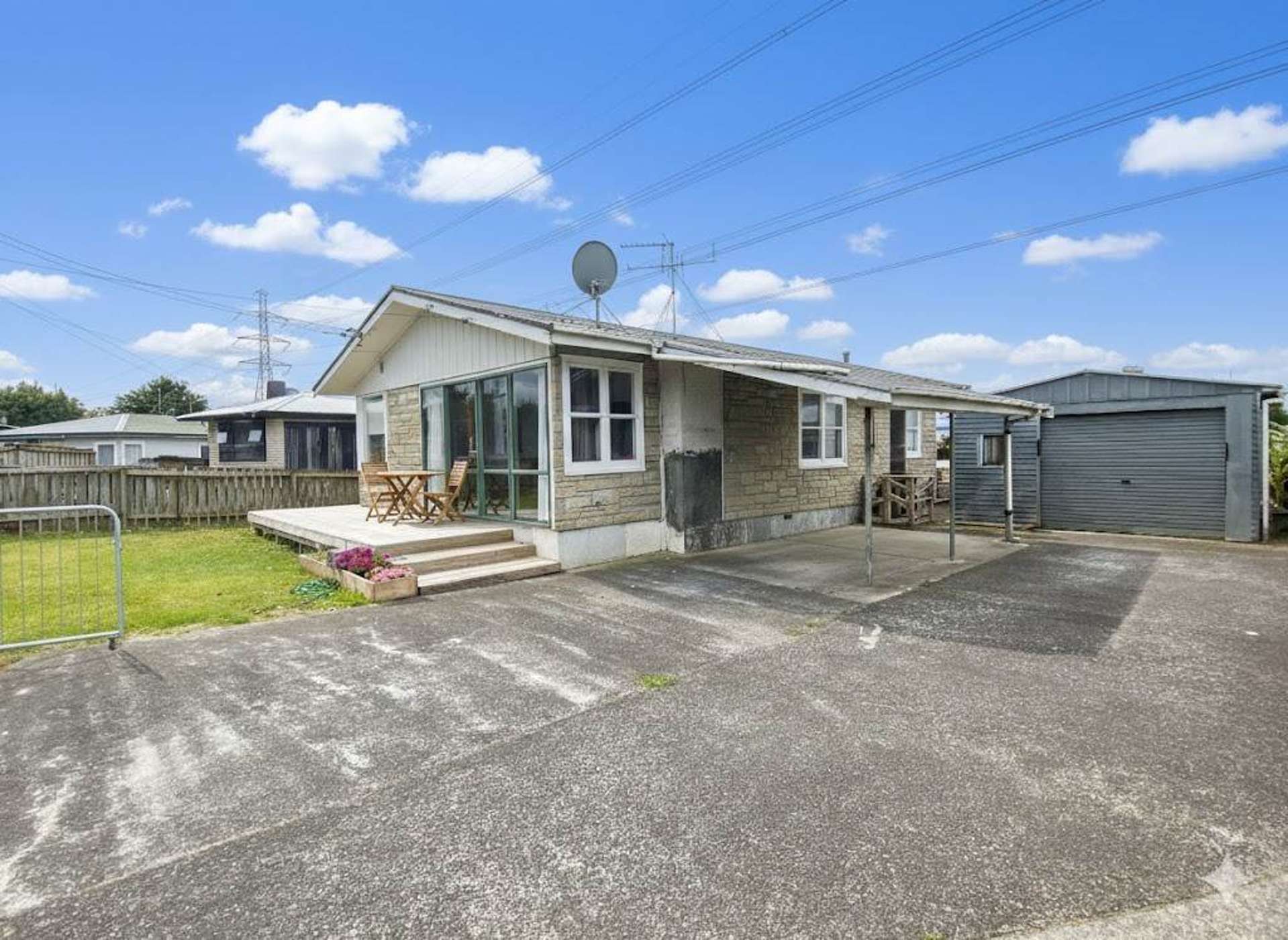 92 Clayton Avenue Otara_0