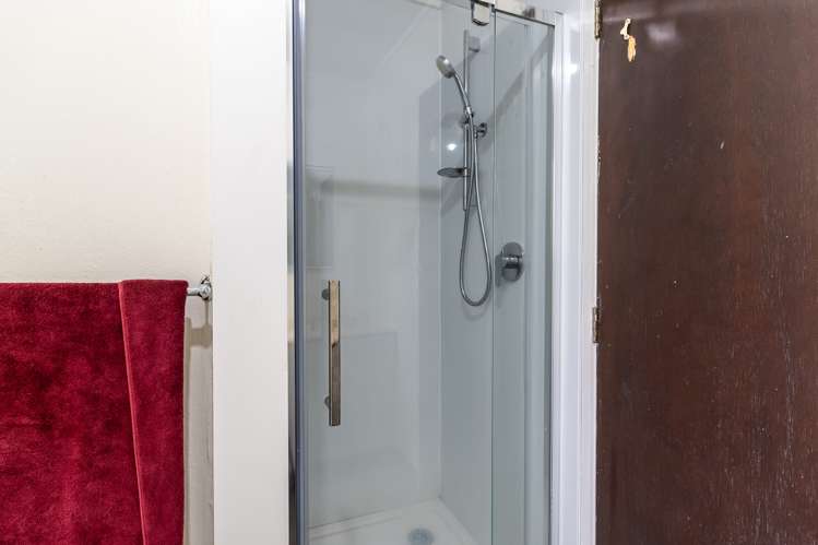 8 Norfolk Place Pukete_6