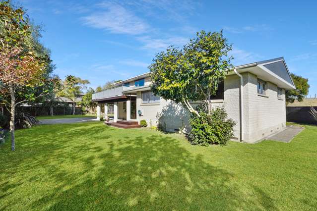 9 Tirimoana Place Te Awanga_1