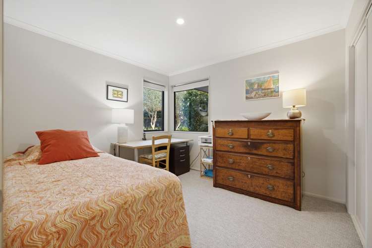 1 Caroline Way Northwood_11