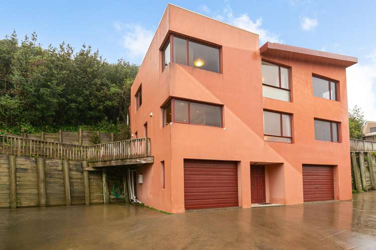 14b Domanski Crescent Owhiro Bay_18