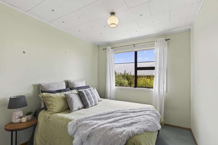 8 Silby Street Waitara_17