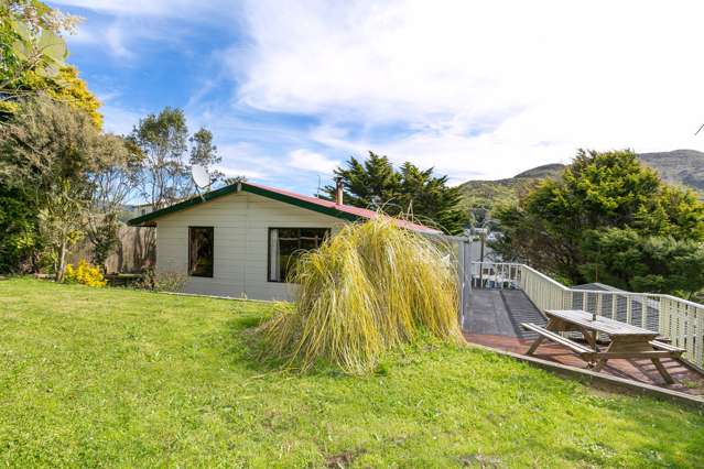 4 Lydia Way Karori_1