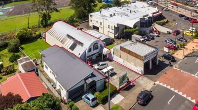 Avondale standalone building in mixed used zone