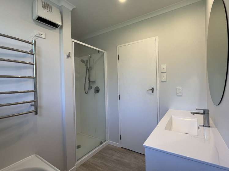 27 Mokau Place Terrace End_6