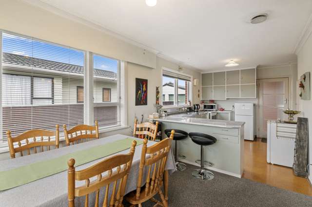 26 Parsons Avenue Levin_4