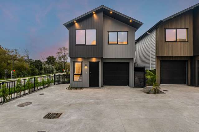 Award-Winning Build, Peaceful Outlook