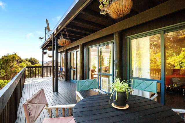 3A Whiorau Grove, Lowry Bay Eastbourne_2