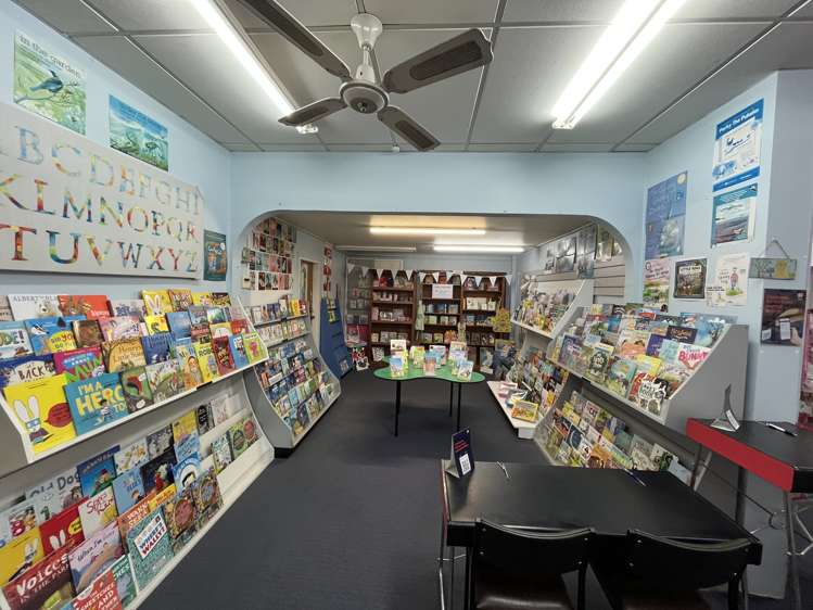Shop 3/17-19 Seaview Road Paraparaumu Beach_4