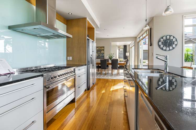 18a Eastcliffe Road Castor Bay_21