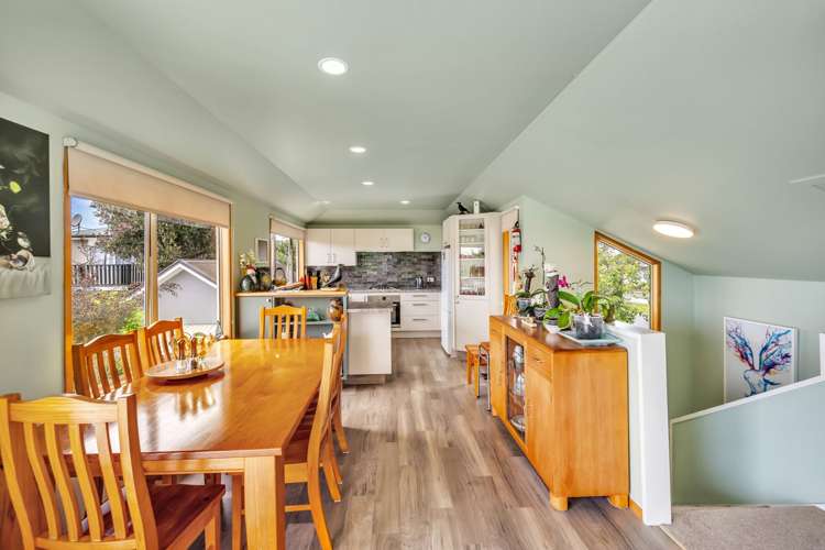 15a Menin rd Onekawa_18