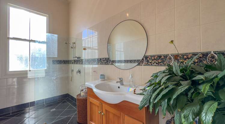 60 Puke Road Paeroa_11