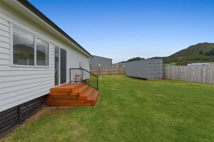 24 Rawinia Place Te Kaha_14
