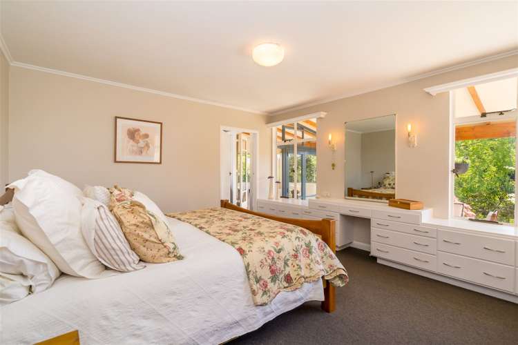 1 Saint Ronans Road Macandrew Bay_13