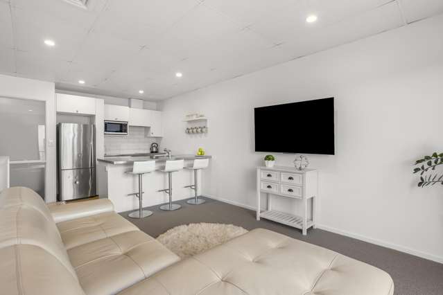 7A/10 Airborne Road Albany_3