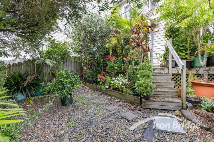 5/86 Fernhill Way Oteha_9