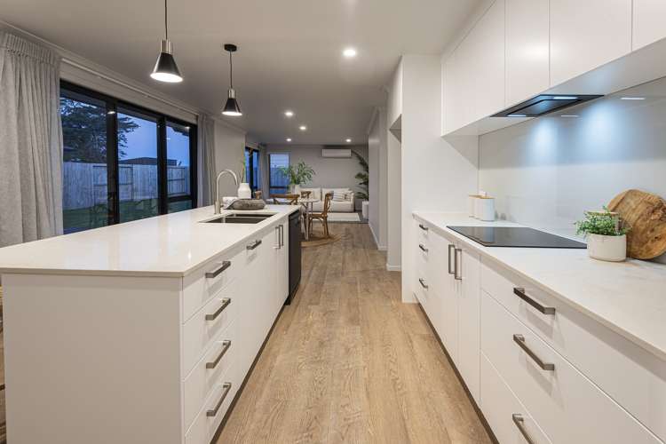 71 Kaurinui Crescent One Tree Point_12