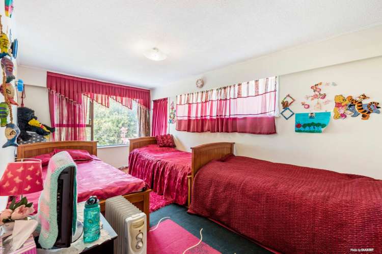 207a Hillsborough Road Hillsborough_7