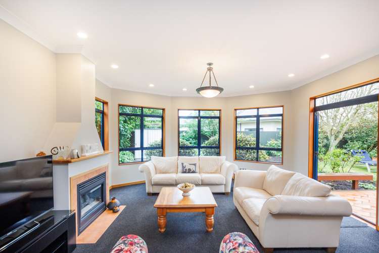 3 Balmoral Drive Terrace End_17