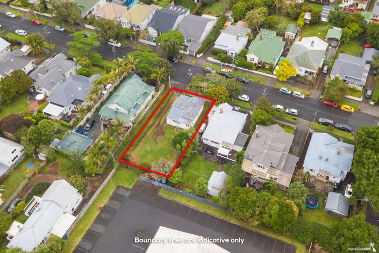 22 Rocklands Avenue Mount Eden_11