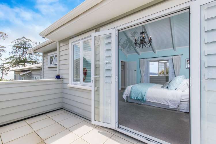 60 Marine Parade Mellons Bay_26